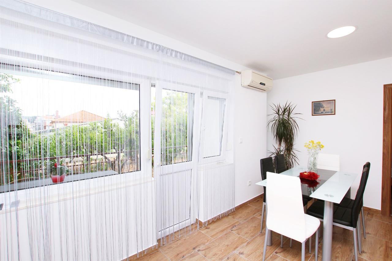 Apartment Anica 特罗吉尔 外观 照片