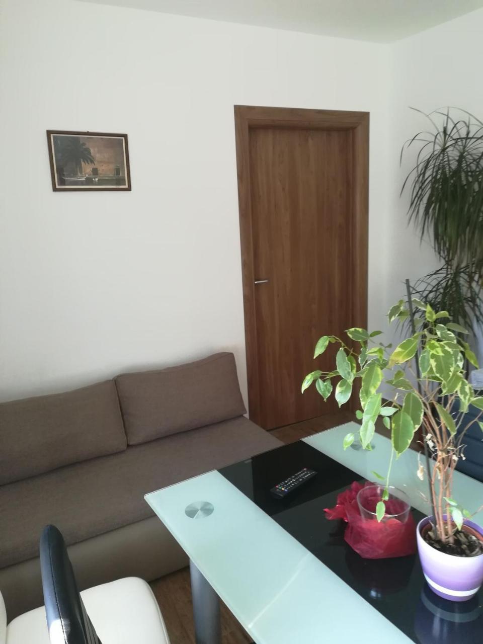 Apartment Anica 特罗吉尔 外观 照片